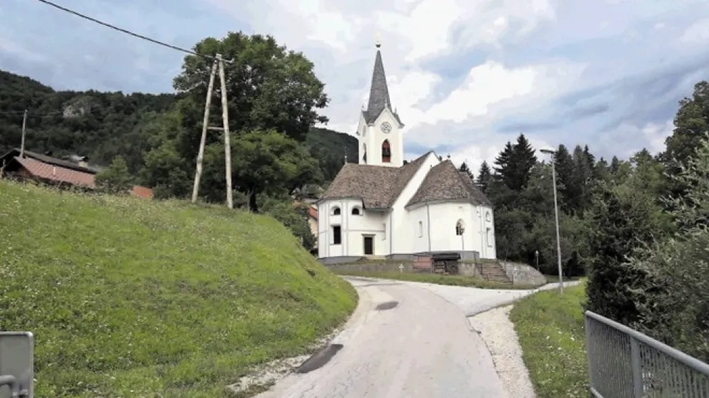 V cerkvi svetega Antona v Vitanju so vse do leta 2013 zvonili s pla&scaron;čem istega tipa bombe, ki so jo včeraj onesposobili v Vurberku.