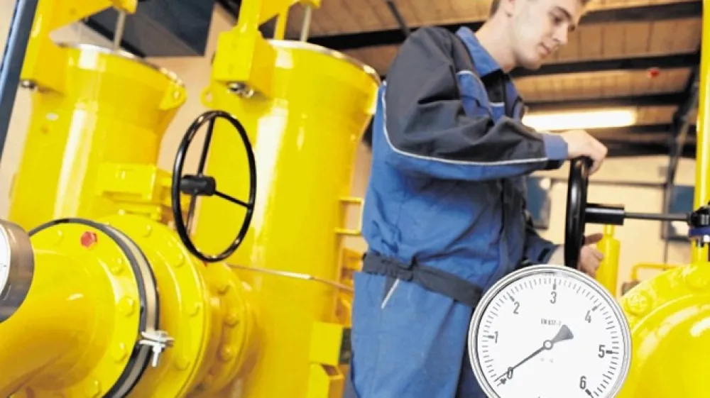 Nakazujoča se trasa druge cevi Tur&scaron;kega toka dejansko predstavlja obnovitev poteka plinovoda Južni tok, ki je nameraval potekati tudi skozi Slovenijo. Ali bo tudi tokrat plinovod potekal skozi slovensko ozemlje, &scaron;e ni jasno.