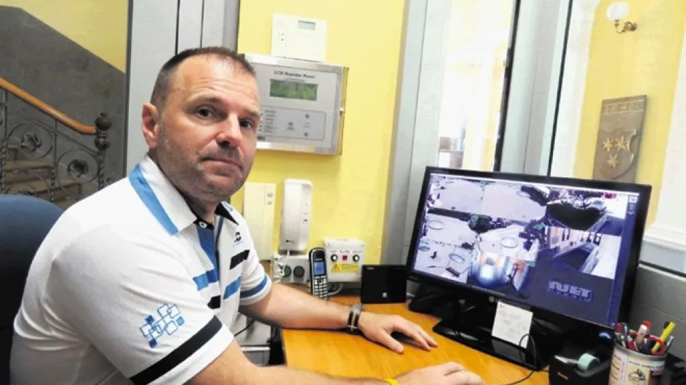 Gregor Kovač pravi, da smo se ljudje večinoma navadili, da so kamere name&scaron;čene skoraj povsod, te pa so tudi vse bolj kvalitetne, zato je prepoznava oseb na posnetkih lažja.