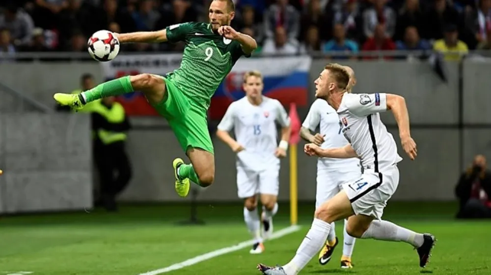 Napadalec Tim Matavž (v zelenem dresu) ob vrnitvi v reprezentanco ni dosegel gola. (Foto: Reuters)