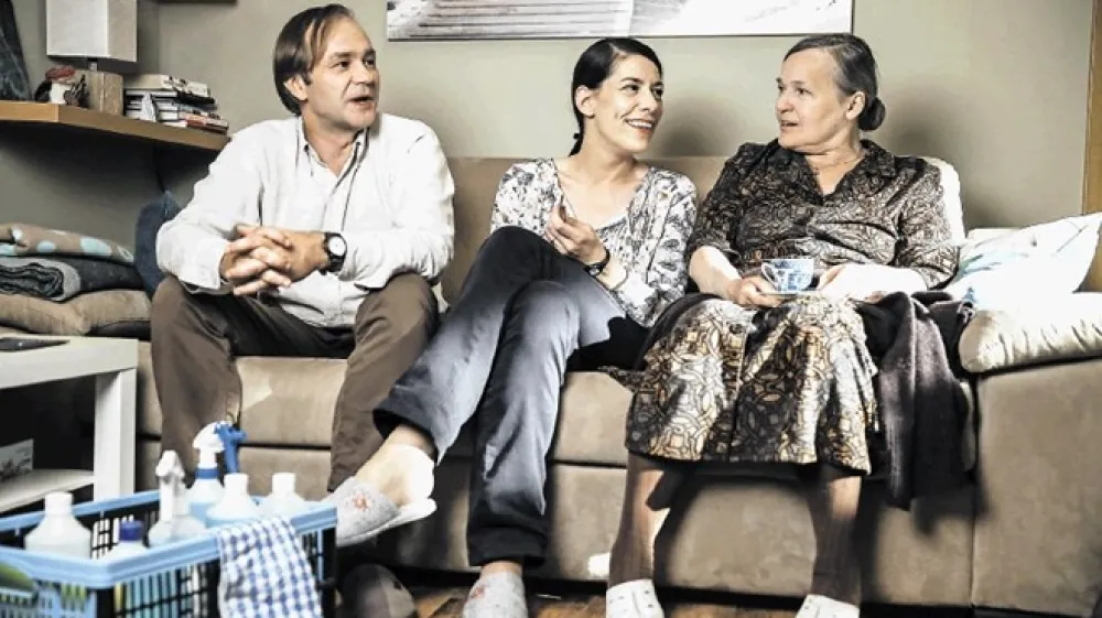 Jubilejni Festival slovenskega filma se bo uradno začel s projekcijo novega celovečernega filma Marka Naber&scaron;nika Slovenija, Avstralija in jutri ves svet.