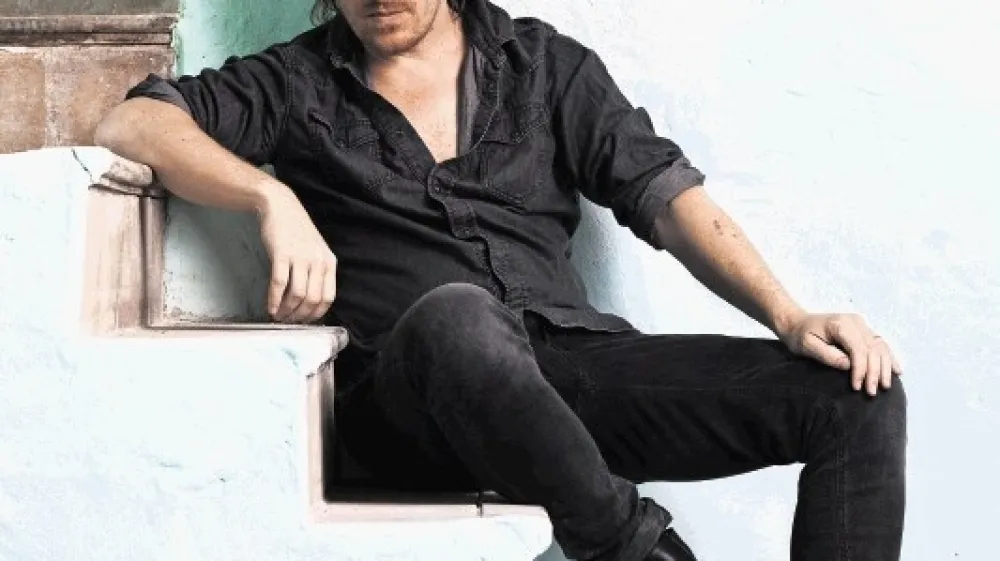 Parov Stelar je med drugim sodeloval z Lady Gaga, Bryanom Ferryjem, Lano Del Rey in Tonyjem Bennettom.