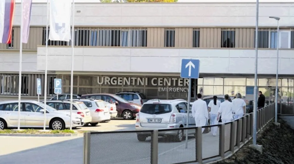 V novome&scaron;ki bolni&scaron;nici pravijo, da bodo bolnikom nenujne storitve, ki bi jih ti lahko opravili pri svojem zdravniku, v skrajnem primeru  tudi zaračunali.