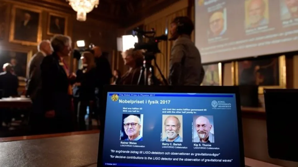 Rainer Weiss, Barry Barish in Kip Thorne so prejeli Nobelovo nagrado za prvo neposredno potrditev obstoja gravitacijskih valov.