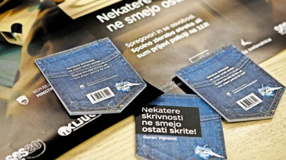 Najpogosteje otroka zlorablja član njegove družine ali nekdo, ki ga otrok pozna in mu zaupa.