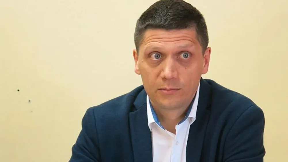 Klemen Belhar: &raquo;Župan je meni izrekel opomin, podžupanov izpad pa mirno sprejel. Ker to ni bilo prvič, sem se odločil za prijavo policiji,&laquo; pravi Belhar.