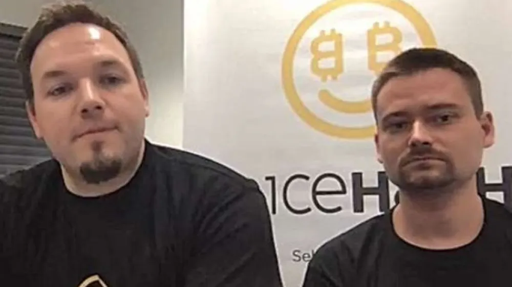 Direktor podjetja NiceHash Marko Kobal in direktor za tehnolo&scaron;ki razvoj Matjaž &Scaron;korjanc.