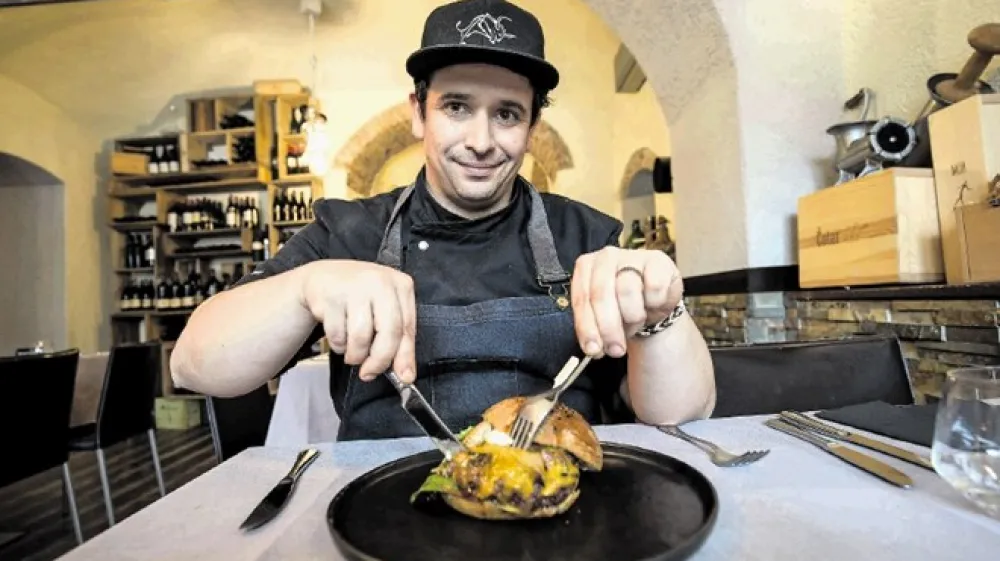 Ivo Tom&scaron;ič, glavni kuhar Sorbara Steak House