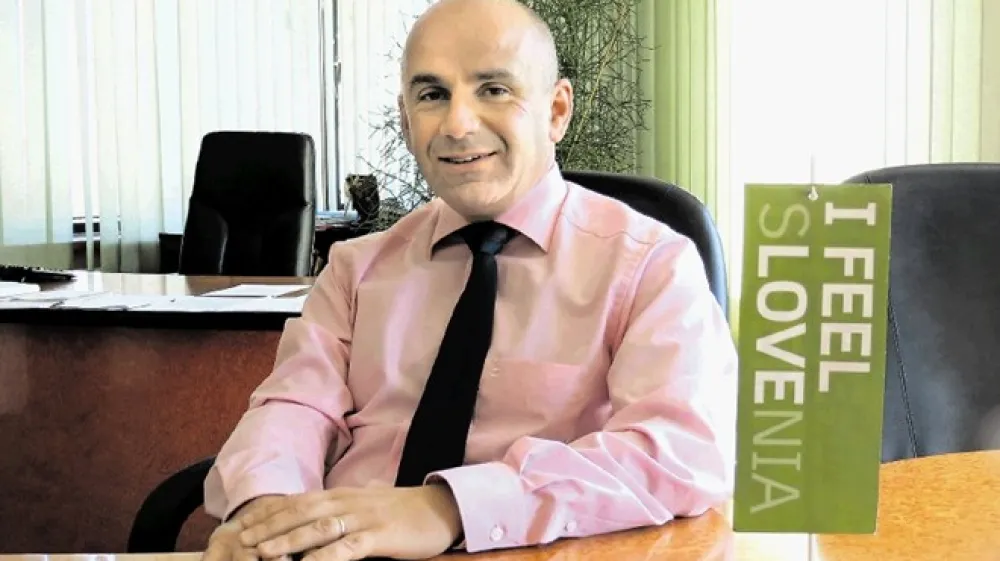 Marjan Hribar je med letoma 2004 in 2015 vodil direktorat za turizem na ministrstvu za gospodarstvo.