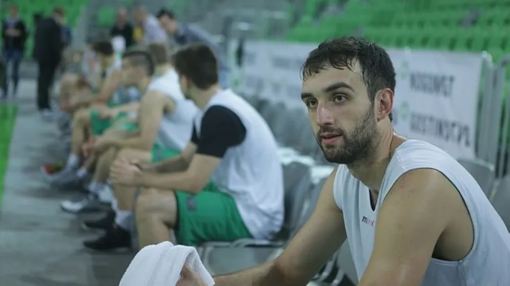 Bo Mirza Begić &scaron;e tretjič v karieri oblekel Olimpijin dres?