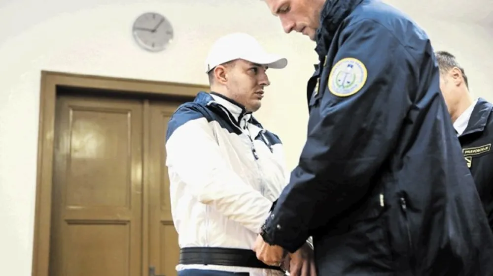 David Rovan je bil že kaznovan, trenutno &raquo;sedi&laquo; zaradi povzročitve lahke po&scaron;kodbe. Kazen se mu izteče februarja.