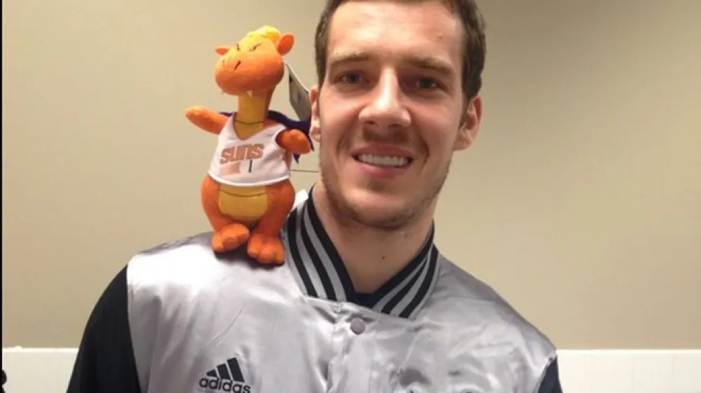 Goran Dragič v intervjuju za Fox Sports o vzdevku: &raquo;Vzdevek &raquo;zmaj&laquo; je prvi začel uporabljati Steve Nash , ko sem pri&scaron;el v ligo NBA, in nihče ni znal izgovarjati mojega priimka. &raquo;Od zdaj naprej si zmaj (ang. &raquo;dragon&laquo;). Tako je namreč veliko lažje,&laquo; je dejal Nash.&laquo;