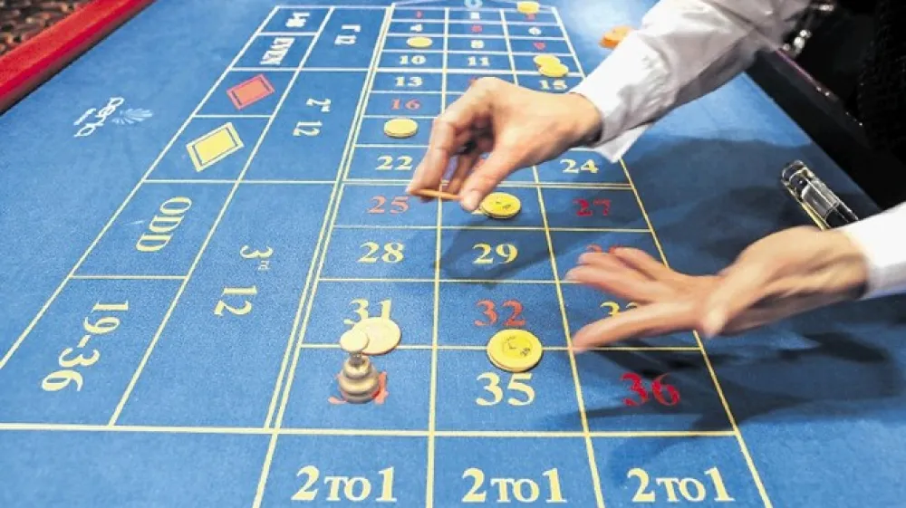 Koncesionarji za igralnice in igralne salone so lani državi plačali skupno 39,7 milijona evrov koncesijskih dajatev.