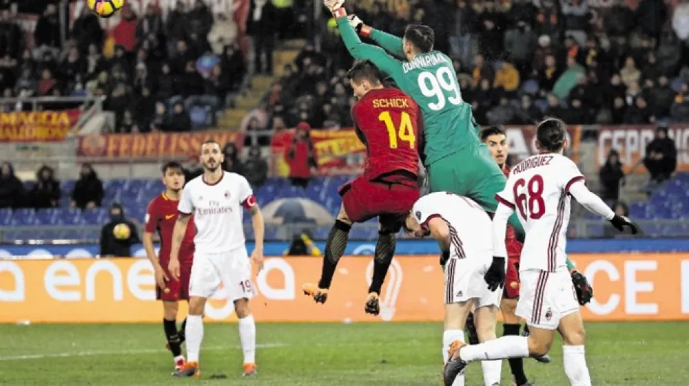 Milan je na stadionu Olimpico dosegel prvo zmago po sedmih letih.
