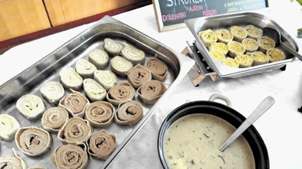 &Scaron;truklji z različnimi nadevi bi morali biti v samem vrhu dolenjske gostinske ponudbe.