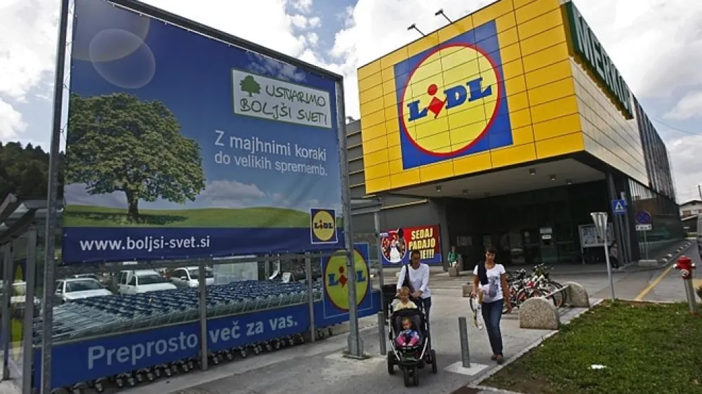 Lidl bo z junijem ukinil plastične vrečke.