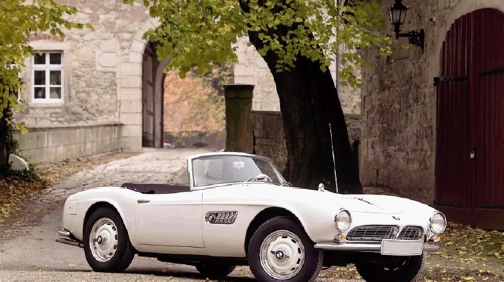 V letih 1956 do 1959 so izdelali vsega 252 primerkov BMW 507. Danes priljubljen model med zbiratelji je bil za tiste čase  predrag.
