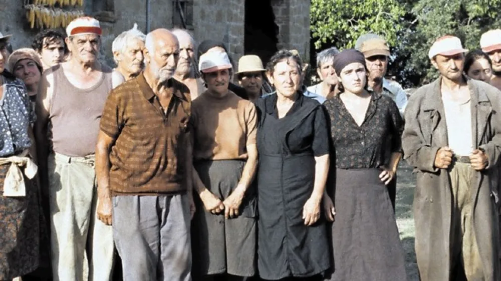 Srečni Lazar, novi film Alice Rohrwacher, je težko opisljiv primer magičnega realizma, ki se zdi kot nekakšna reinkarnacija del Ermanna Olmija.