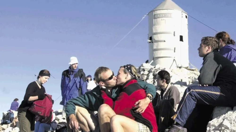 Prvi vzpon na Triglav je po mnenju organizatorjev literarnega natečaja izku&scaron;nja, ki ostane za vse življenje.