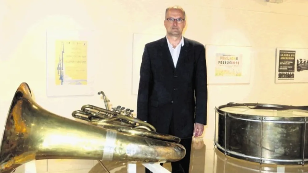 &raquo;Po koncu glasbene &scaron;ole mnogi mladi ne vedo, kako naprej. Godba je lepa priložnost za nadaljevanje njihove glasbene poti,&laquo; pravi Italo Morosini, ki v godbi igra saksofon že 40 let.