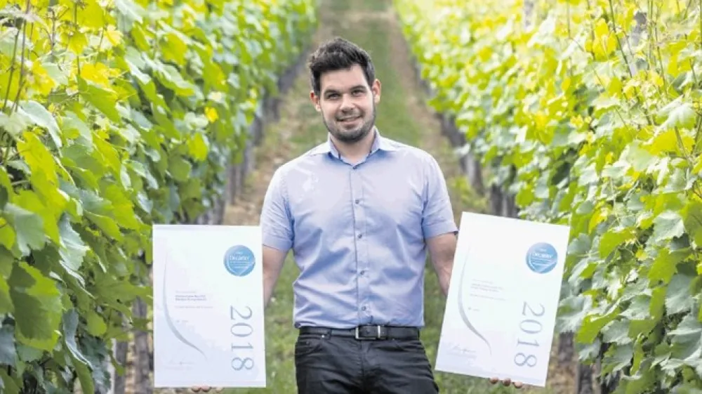 Janez Colnar mlaj&scaron;i z najvi&scaron;jim mednarodnim priznanjem cvičku