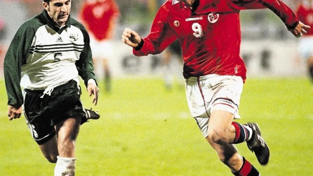 Marinko Galić (levo) je za slovensko reprezentanco nastopal med letoma 1994 in 2002.