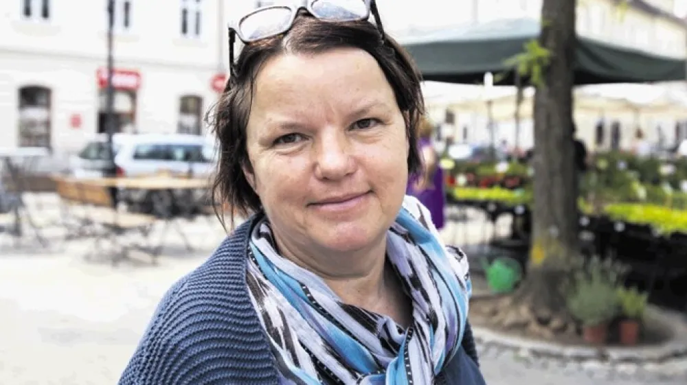 Tatjana Splichal: Vem, da so najstarej&scaron;e kolo na&scaron;li na Ljubljanskem barju, sicer pa vem o tem ravno toliko, kot sem prebrala v Bobrih. Za pi&scaron;čal vem, da so jo na&scaron;li tam nekje pri Potočki zijalki. Vem tudi, kak&scaron;na je, vendar samo s slike. Mislim, da jo hranijo v Prirodoslovnem muzeju.