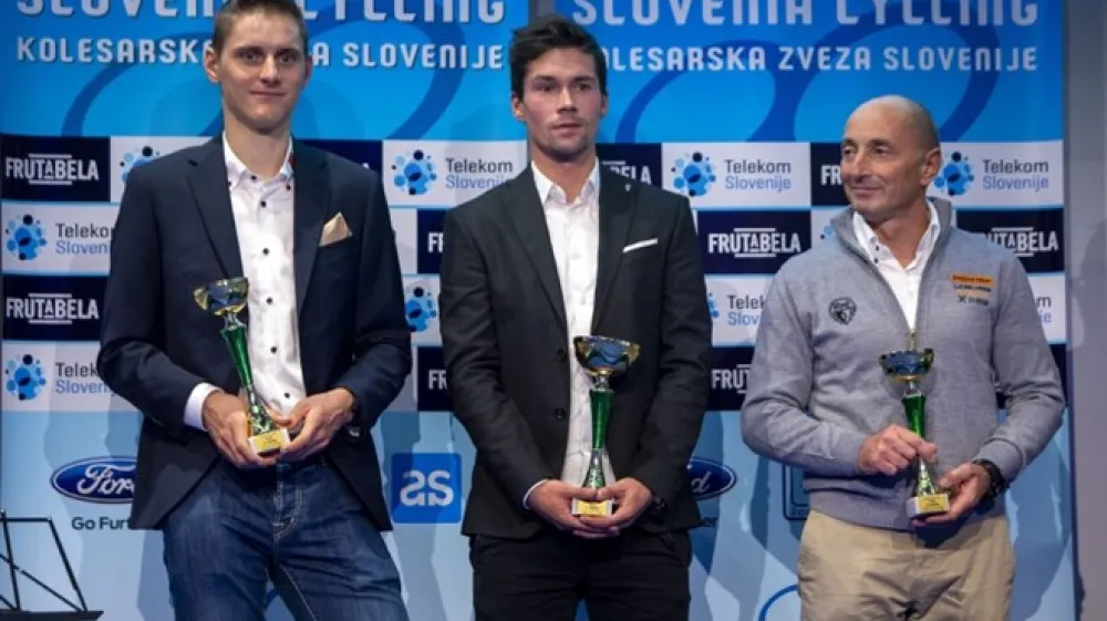 Od leve poti desni: Matej Mohorič, Primož Roglič, Marko Polanc