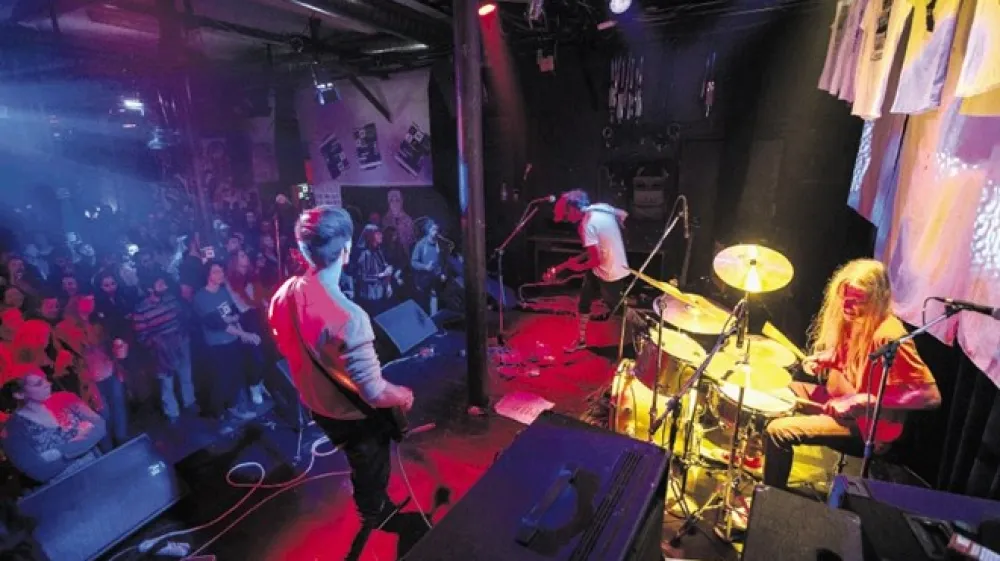 Jedro programa Klubskega maratona so tvorile garažne formacije brez diskografskih in koncertnih izku&scaron;enj. Na fotografiji trojica China Traffic.