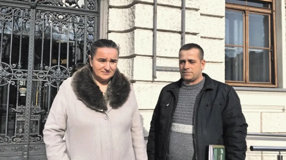 Ema in Smail Hozanović sta prepričana, da so za tako tragičen izid nosečnosti krivi zdravniki.