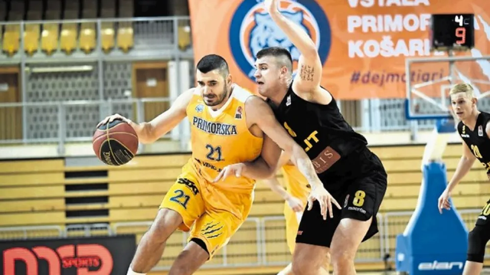 Marko Jagodić - Kuridža je k zmagi Primorske proti Roga&scaron;ki prispeval 23 točk in enajst skokov.