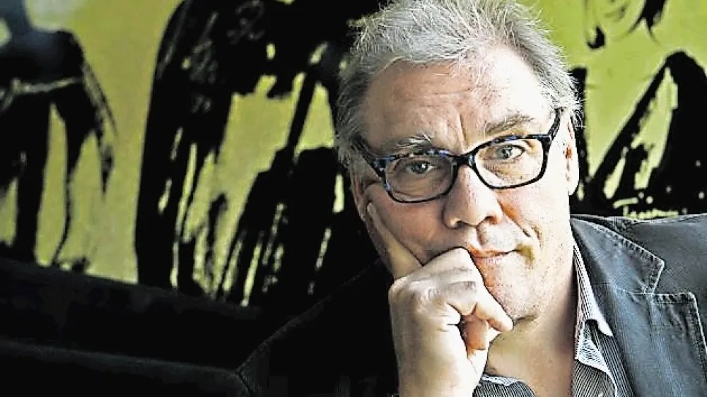 Prihodnost Borisa Kobala kot direktorja in umetni&scaron;kega vodje &Scaron;entjakobskega gledali&scaron;ča &scaron;e ni znana.