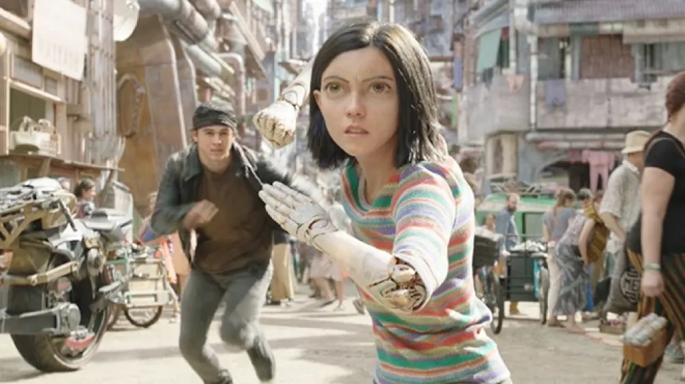 Alita: Bojni angel je osupljiv vpogled v računalni&scaron;ko tehnologijo dana&scaron;njika, hkrati pa opomnik, da je scenarij &scaron;e naprej hrbtenica filma.