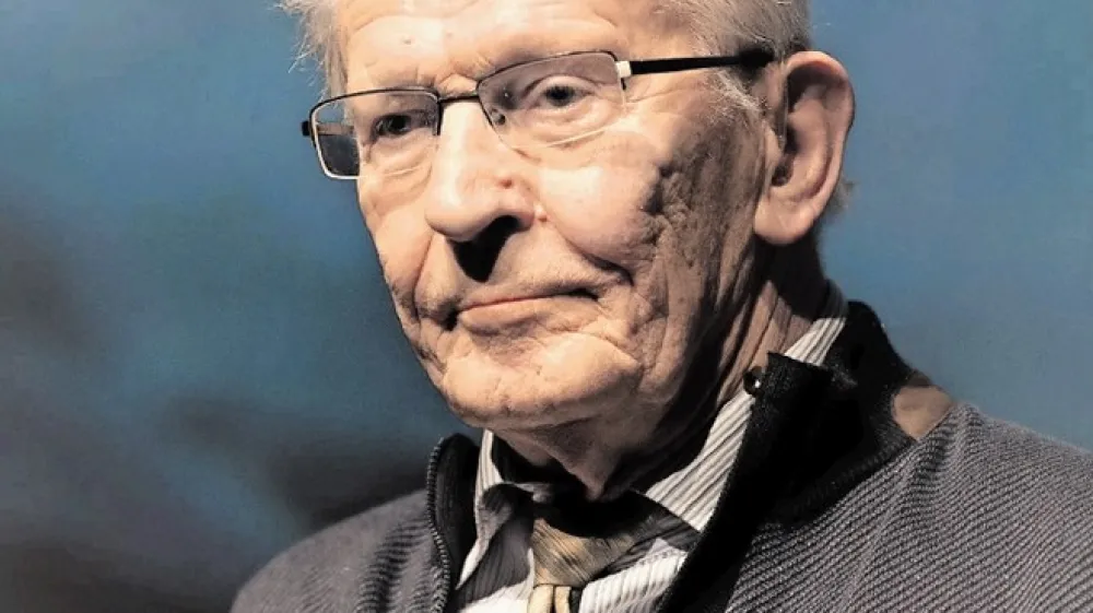 Meja med biti in ne biti je v alpinizmu vedno navzoča, ne pa vedno dovolj vidna, pravi Tone &Scaron;karja, avtoriteta slovenskega gorni&scaron;tva.