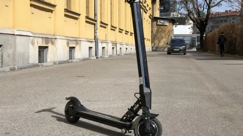 Električni skiro inmotion L8F