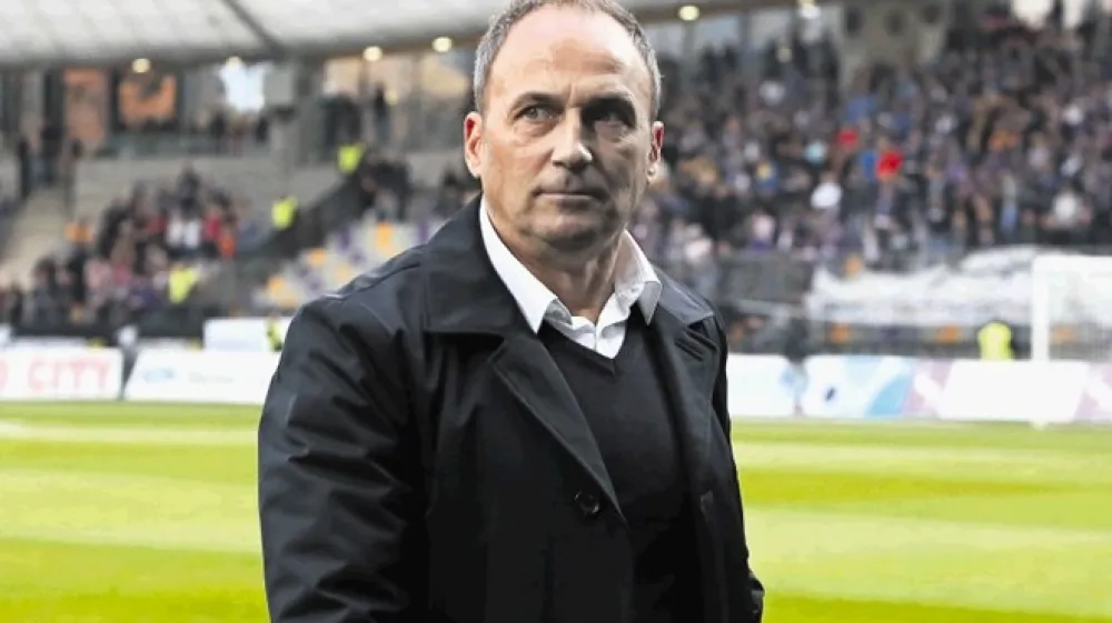 Mariborskega trenerja Darka Milaniča čaka jutri domači z Aluminijem.