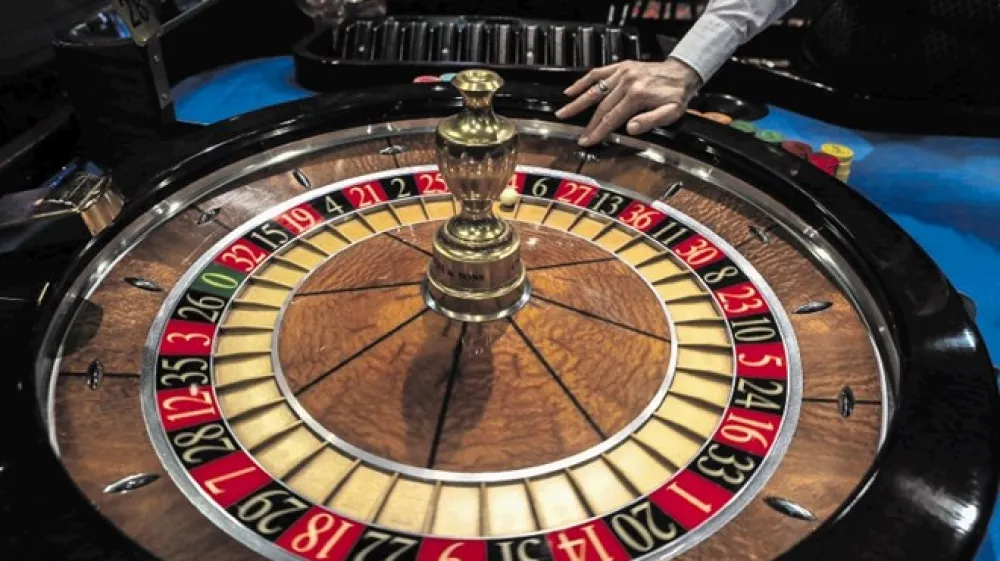 Tako v Hitu kot skupini Hit so se lani znižali prihodki, denarni tok iz poslovanja, čisti dobiček in obisk igralnic.