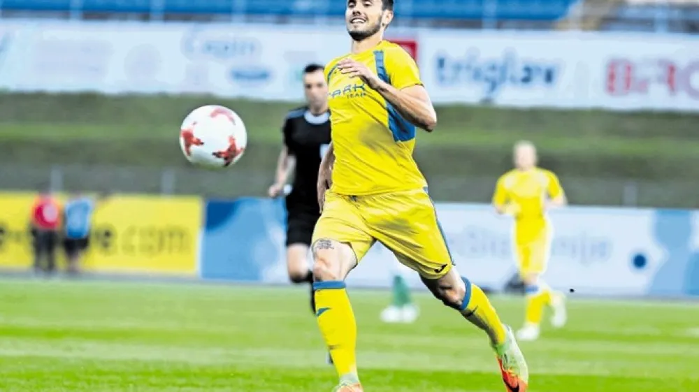 Amedej Vetrih je pred dvema mesecema podalj&scaron;al pogodbo z Domžalami do poletja 2022.