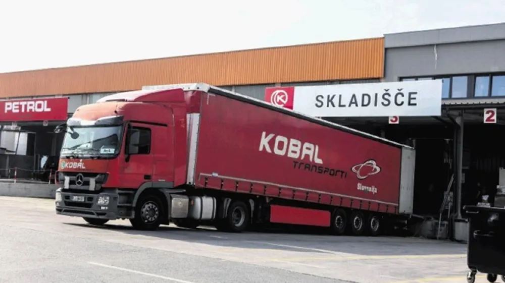 Družba Kobal transporti se je odločila, da se bo &scaron;irila tudi s prevzemi, ne le organsko.
