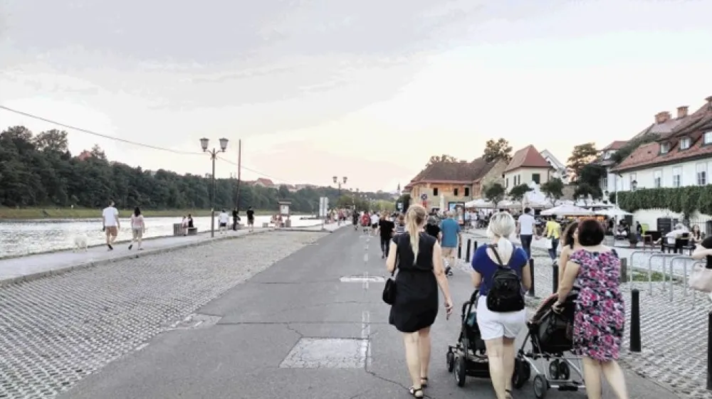 Promenada na Lentu letos sameva.