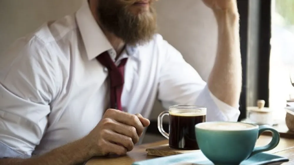 Mo&scaron;ki z brado so za otroke neprivlačni.