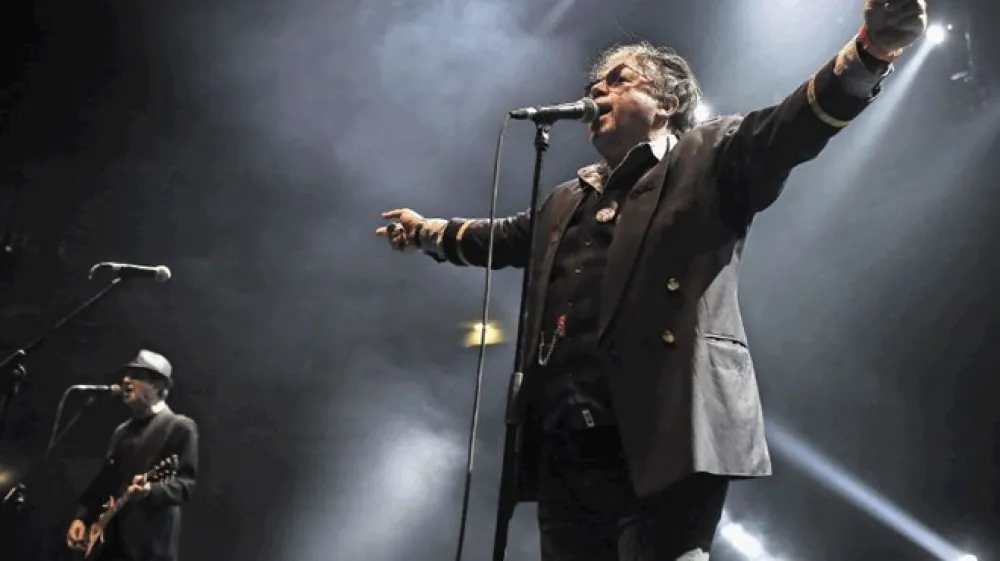 Ogla&scaron;evanje dogodkov  leto dni vnaprej je trend. Med prvimi, če ne prvi, ki so s to taktiko presenetili pri nas, so bili leta 2017 Pankrti ob svoji 40-letnici v Stožicah. Koncert se je zgodil konec oktobra, plakati so viseli že spomladi.