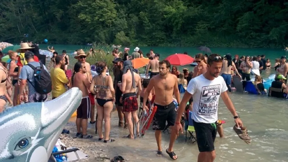 Fotografija je simbolična