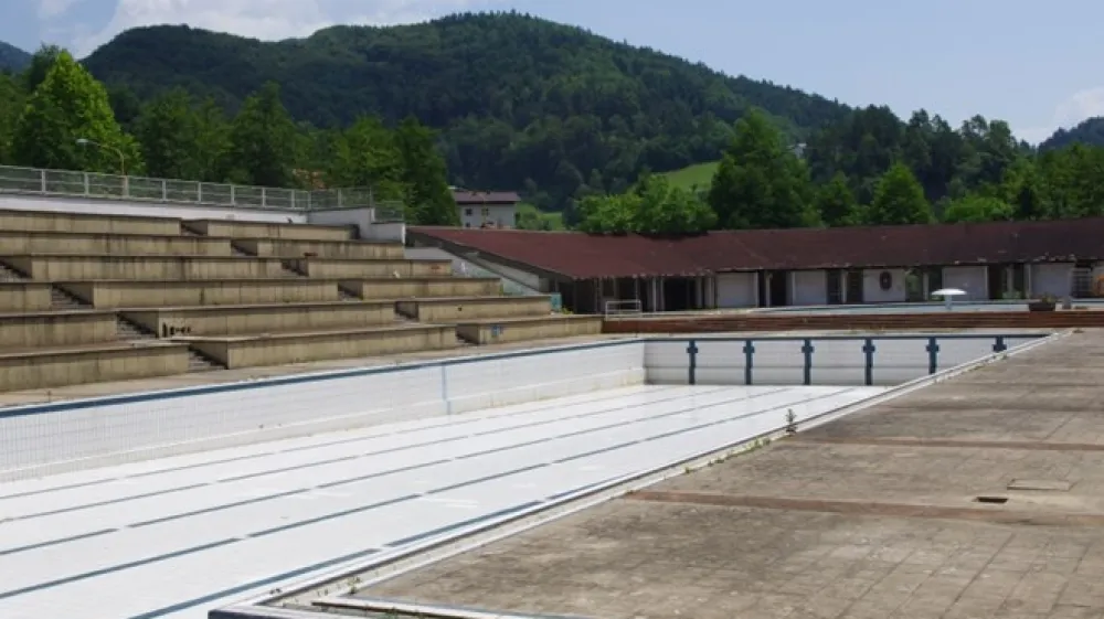 Postopek prodaje Medijskih toplic je zamrznjen, je danes povedal stečajni upravitelj Igor Bončina.