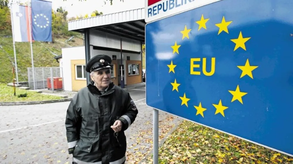 Kdaj bo ena izmed zunanjih schengenskih meja s slovensko-hrva&scaron;ke meje  pre&scaron;la na hrva&scaron;ko mejo z BiH in Srbijo, je odprto vpra&scaron;anje. Hrva&scaron;ko na poti v schengen  čaka &scaron;e več drugih ovir.