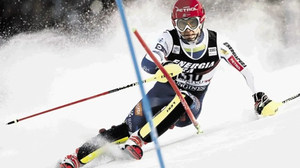 Vodilni veleslalomist sveta Žan Kranjec bo sku&scaron;al na naslednjih treh januarskih klasikah v Wengnu, Kitzb&uuml;helu in Schladmingu dokazati, da napreduje tudi v slalomu.