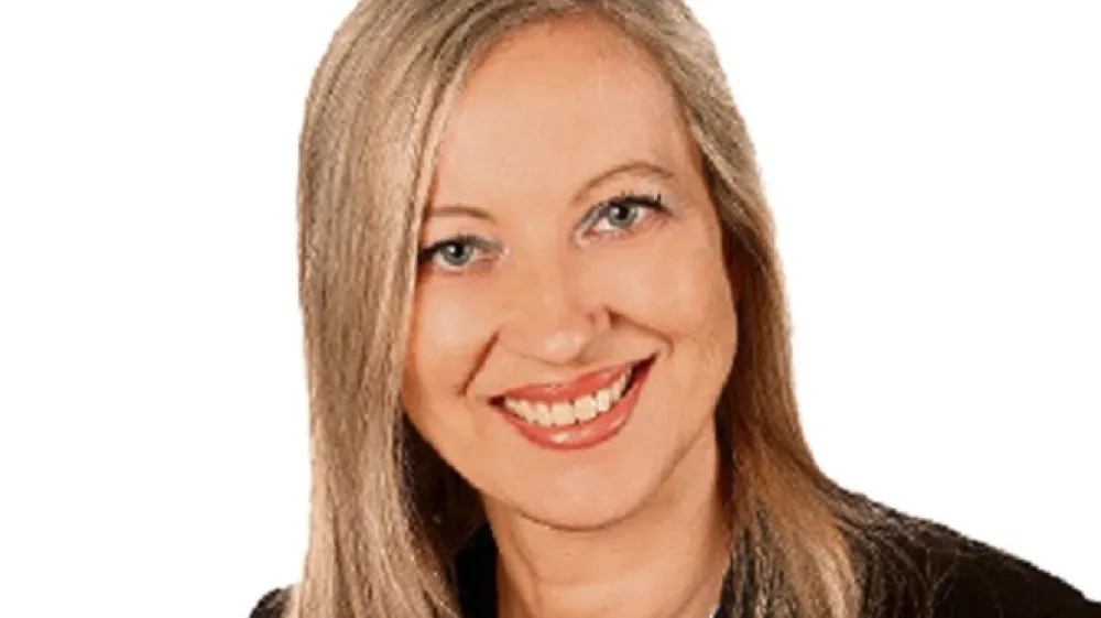 Dr. Darja Kobal Grum: &raquo;Ob velikem znesku dobitka na lotu je priporočljivo vse skupaj dobro prespati, nikakor pa ne prekiniti dotedanjega načina življenja, saj ima to lahko zelo negativne posledice.&laquo; Fotoatelje Kozama