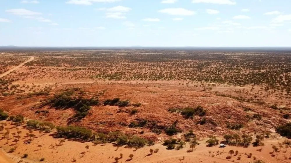 Območje v kraju Yarrabubba, kjer je pred dvema milijardama leti na Zemljo padel asteroid.