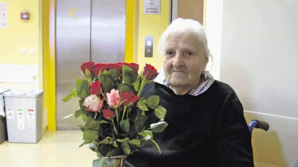 Andreana Družina - Olga kot partizanka in danes kot stoletnica