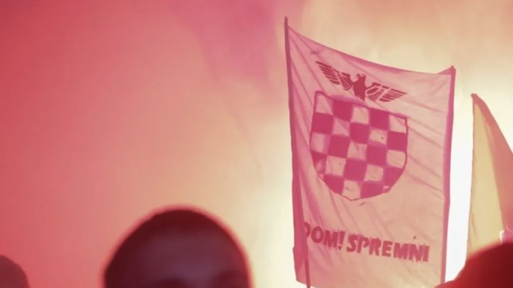 Zloglasni usta&scaron;ki pozdrav in simbole NDH je na Hrva&scaron;kem pogosto videti na &scaron;portnih tekmovanjih.